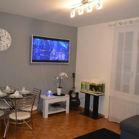 White Pearl Lausanne