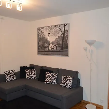White Pearl Apartment